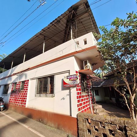 Anand Nivas Homestay Mālvan Exterior foto