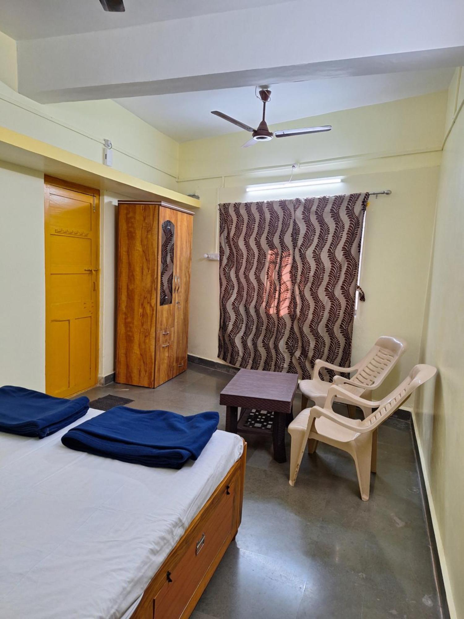 Anand Nivas Homestay Mālvan Exterior foto